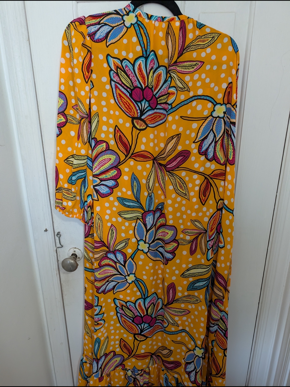 1x Floral/Polka Dot Print Cover-Up from the Tabitha Brown for Target - Picture 5 of 5
